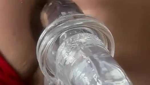 Соблазняю себя моей новой игрушкой, пока он наблюдает