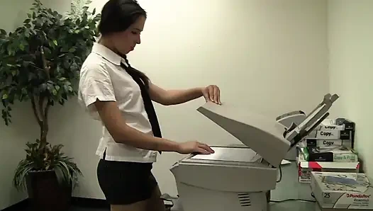 Seksi sekreter sert ve sert sikiliyor