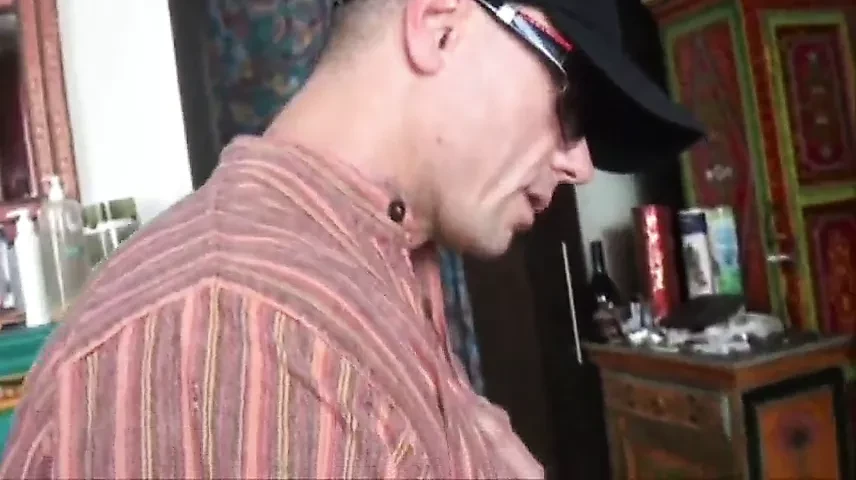 与热戴绿帽子的妻子群交