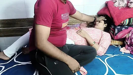 Aku pergi untuk memijat kepala pooja bhabhi dan menyetubuhi pantatnya dari belakang.