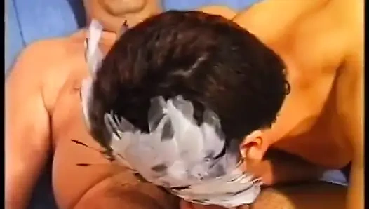 In Der Küche Und Im Esszimmer Genieße Ich Deinen Schwanz Zu Sehr