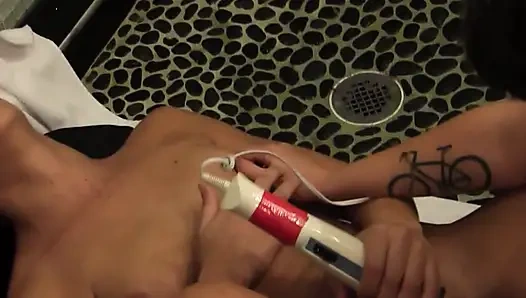 Лесбийская любовница члена своего возлюбленного