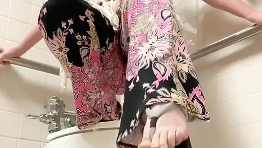 Seksi pawg vücuduna tapmanızı istiyor