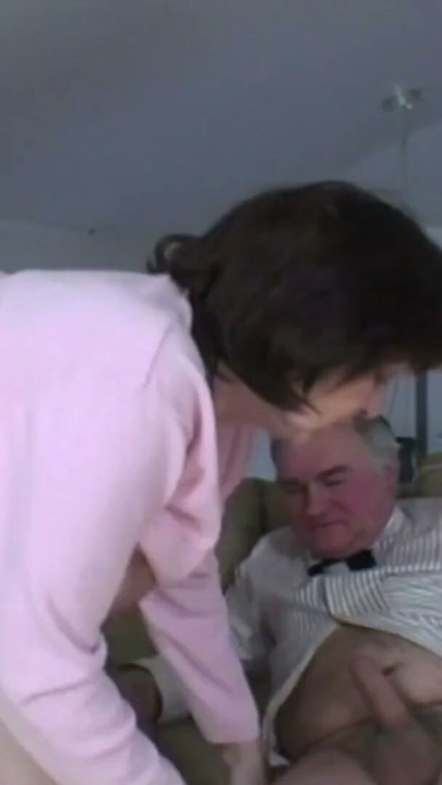 Hilfe meine oma fickt fremd | Clip 2