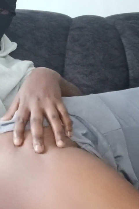 Ebony Stepsis Enjoyed Stepbro Rubbing His BBC Dick on Her Ass