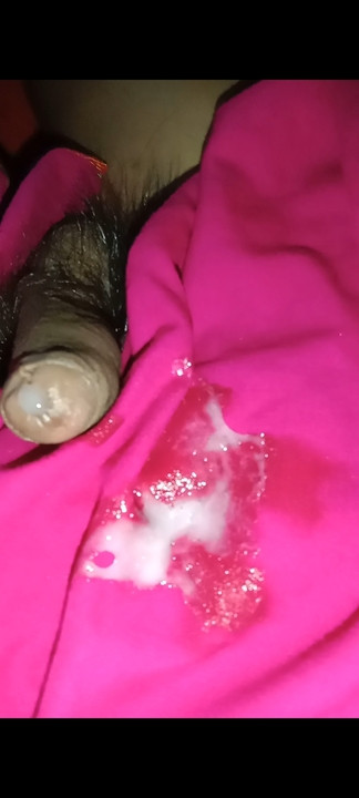 Huge cum on pink sarong