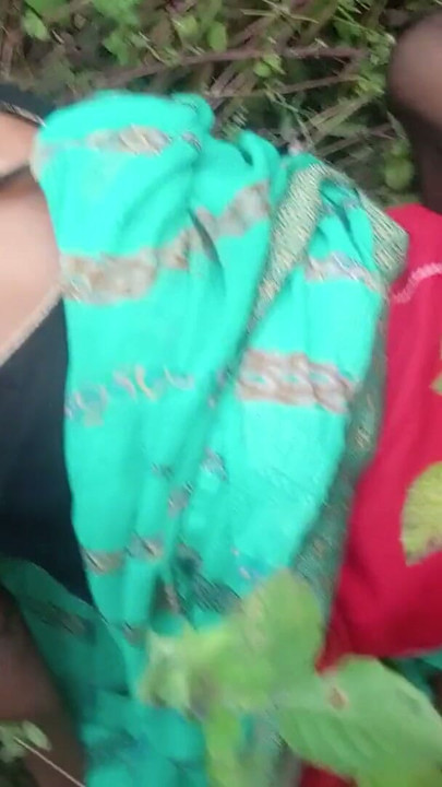 Indian Desi Bhabhi and young boy forest jungle sex videos in Hindi - Collage Girl Sex | Clip 1