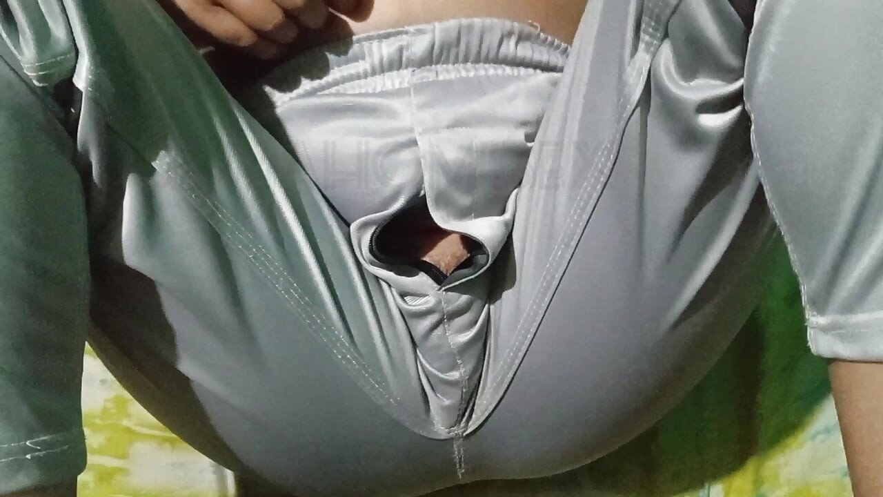 Video sex bà nội trợ xinh đẹp Ấn Độ với người hầu