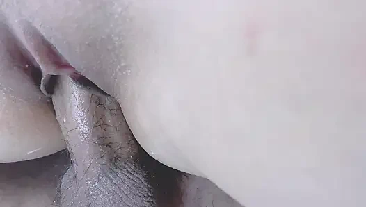 Трахаю подругу пока её муж в другой комнате