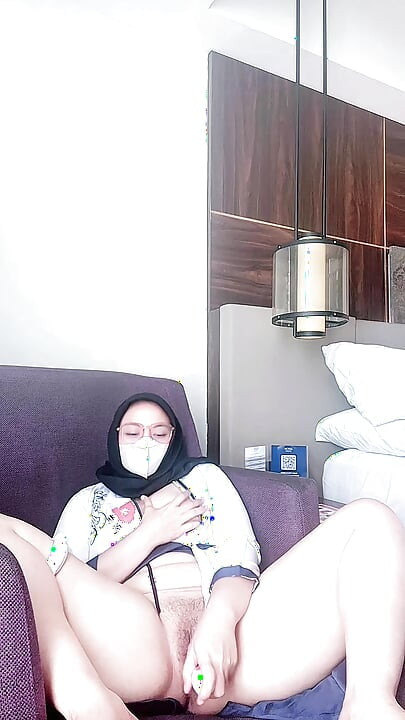 일본 기모노를 입은 아줌마