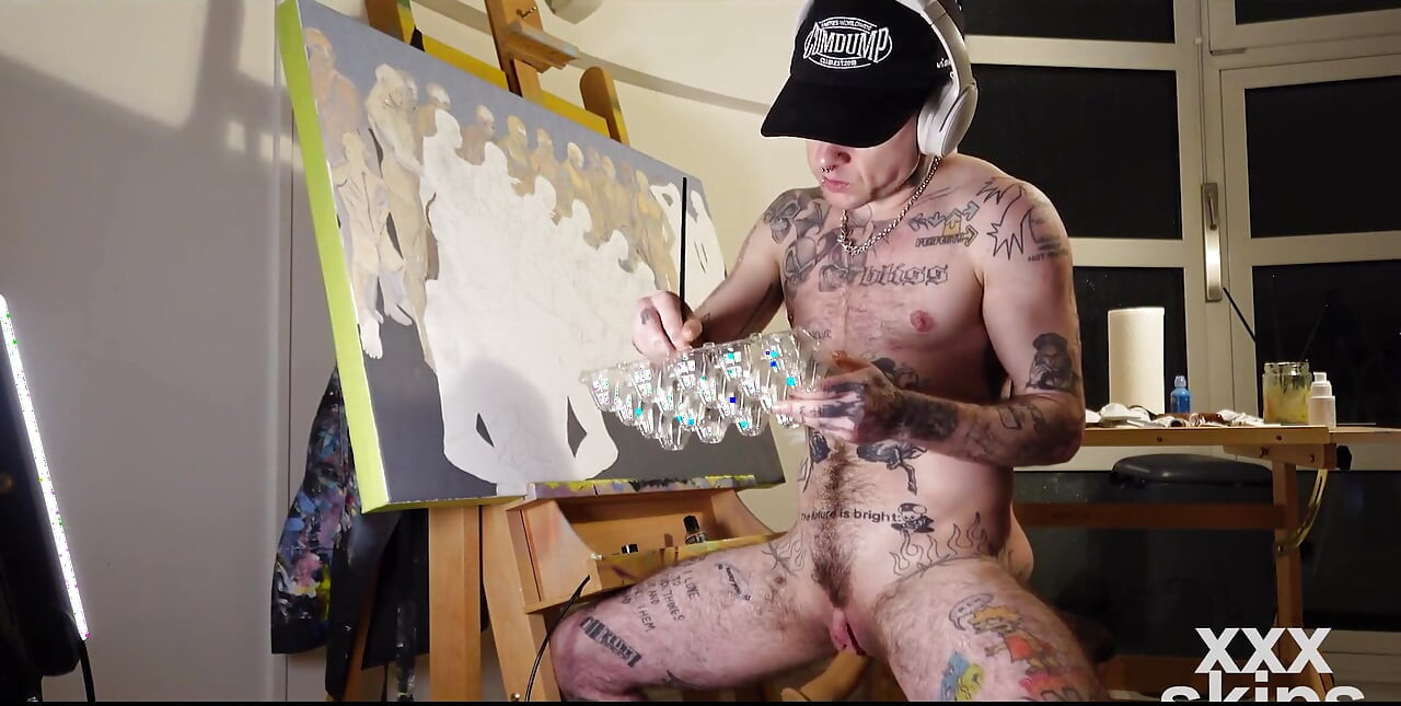 Horny Ftm Artist XXX Skips Works on a Painting While Getting His Pink Boy Pussy Pounded by a Fucking Machine