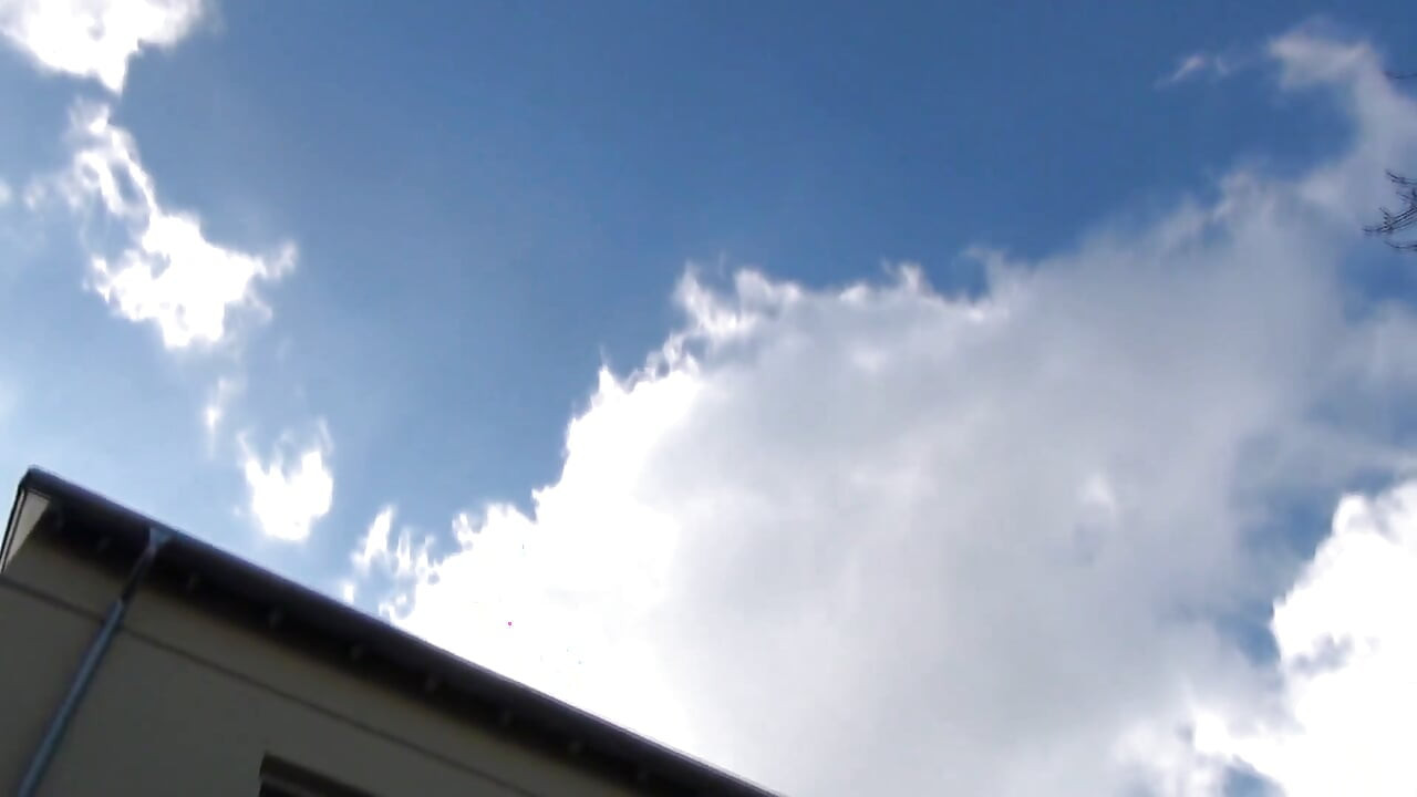 Atemberaubende bomben-blondine bekommt ihre muschi zertrümmert