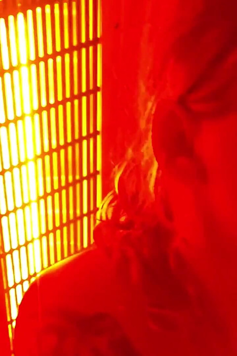 A Stranger Catches Me Masturbating in a Sauna and Joins in with His Huge Cock