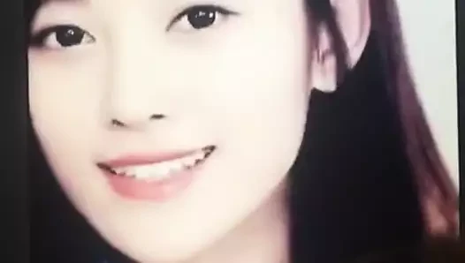 kikuchan üzerinde Cum