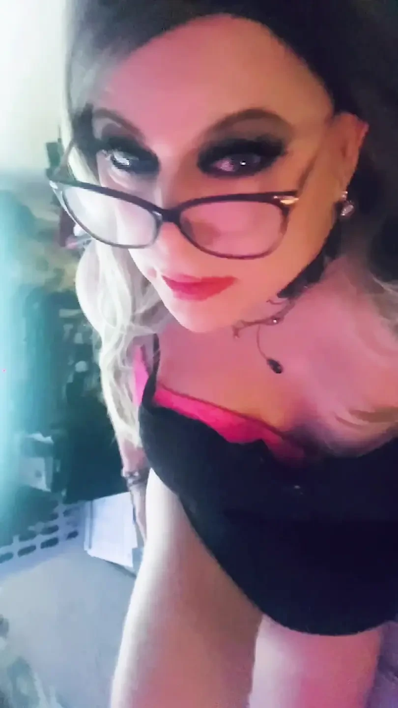 Vídeos porno Trans de cum tribute sexy krissy candy gratis 2026  