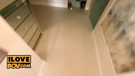 Сосущая хуй крошка Rasta, Geisha Kyd соблазняет и заставляет тебя кончить