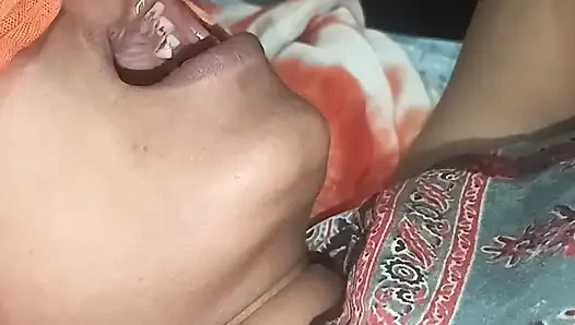 Mastrubation Dildo Kullanımı