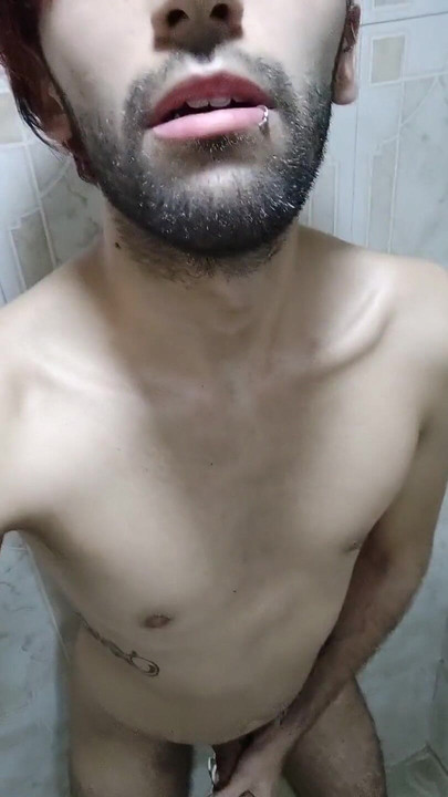 Pišanje dok mi jebe guzicu s krakenom