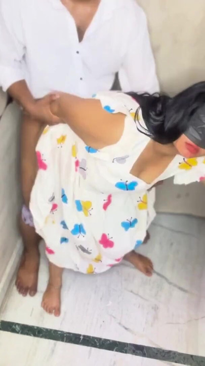 Beautiful Bhabhi Gets Roughly Fucked By Padosi On The Living Room Sofa | Clip 1