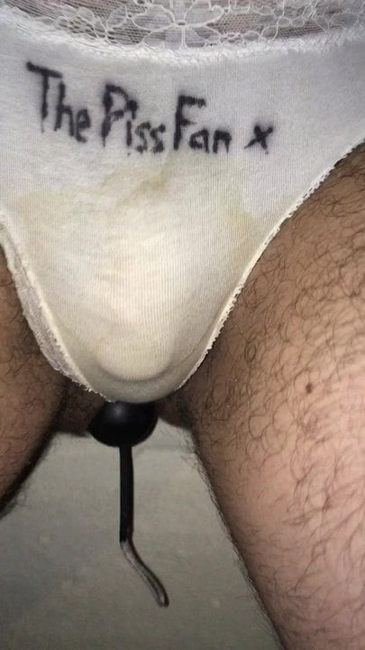 Pissing with anal balls