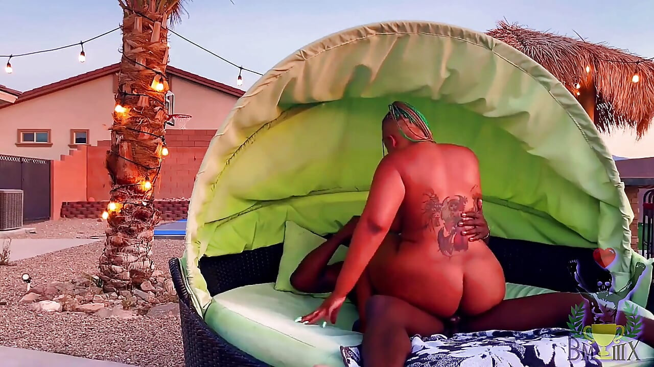 Poolen Ft. Shanice Luv