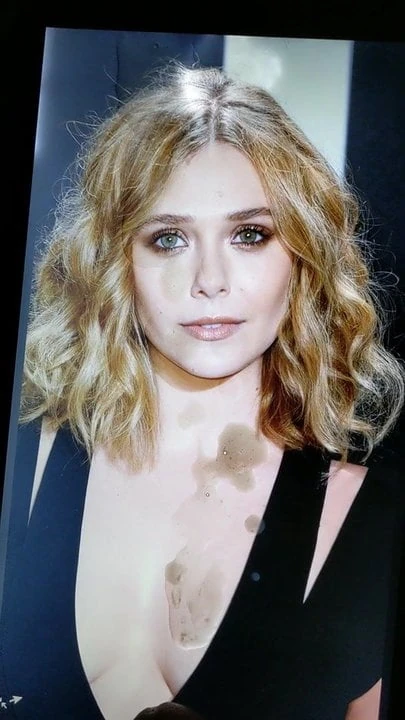 Elizabeth Olsen con omaggio 3