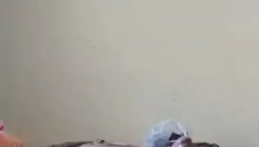 Ateşli üvey baba boşalıyor