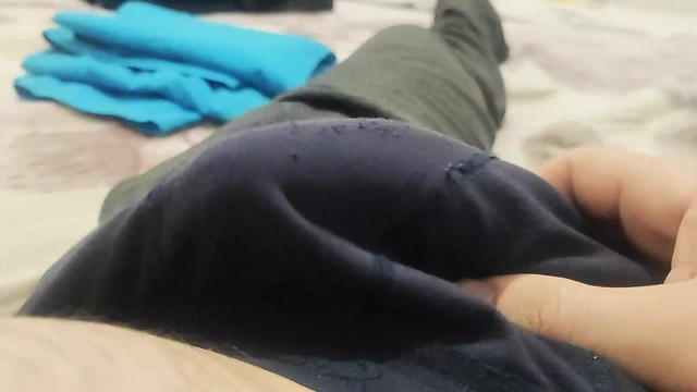 Solo male playing with his dick