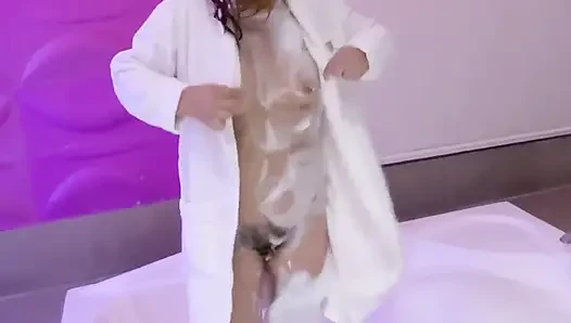 Ich konnte nicht mehr widerstehen und ging mit meinem chef in den Motel. Toller fick, sperma drinnen.