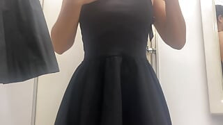 dressing booth in shopping mall