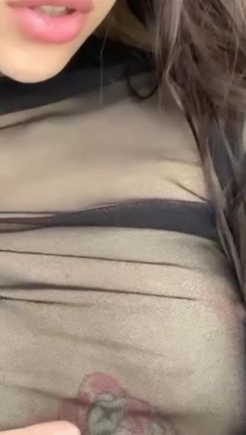 mi novia toma un video para un chico, hermosas tetas, apretado coño y gran culo en tanga