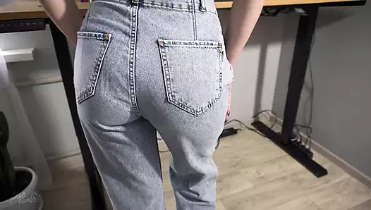 Milf Secretary In High Weist Jeans Teases Her Nice Butt