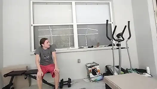 Видеосессия паренька-девушки за кулисами с Ciel Sky