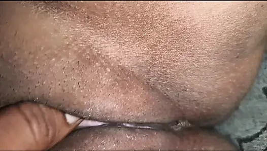 Hindi sex night m khub choda or cream nikala