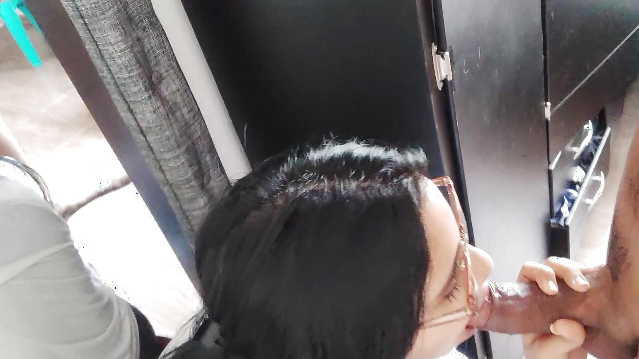 Nerdy girl with glasses agrees to suck her classmate's cock