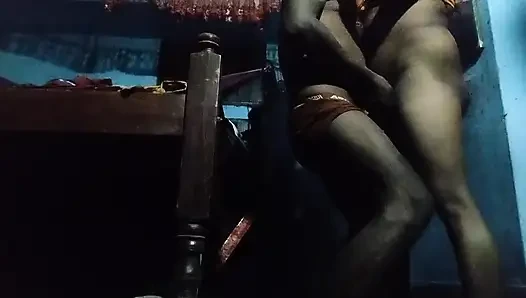 Akli ghar me parosi se chodvaya