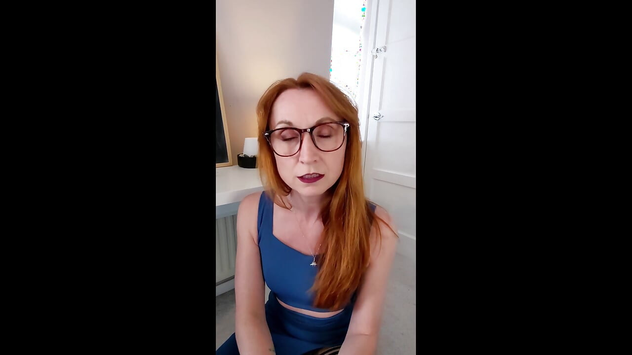 Lily Kink Sex Therapist