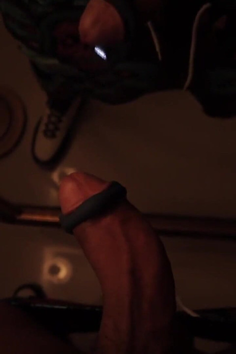 Big Uncut Cock Sex Demon Handsfree Vibrator Masturbation Cum on Mirror