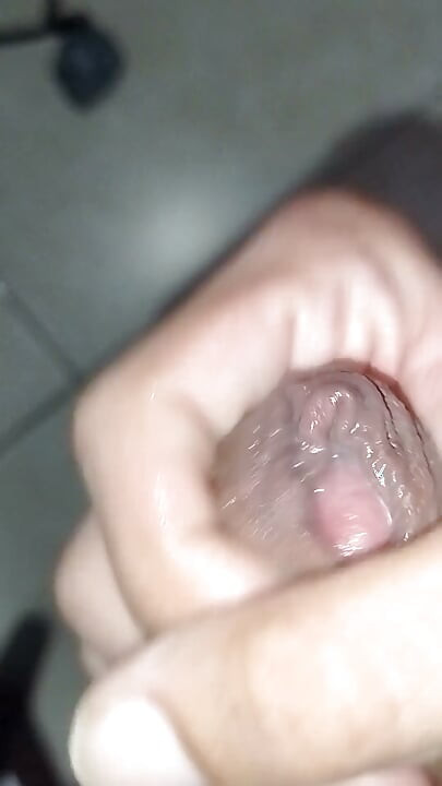 Jerking off Secretly with Stepfather's Underwear