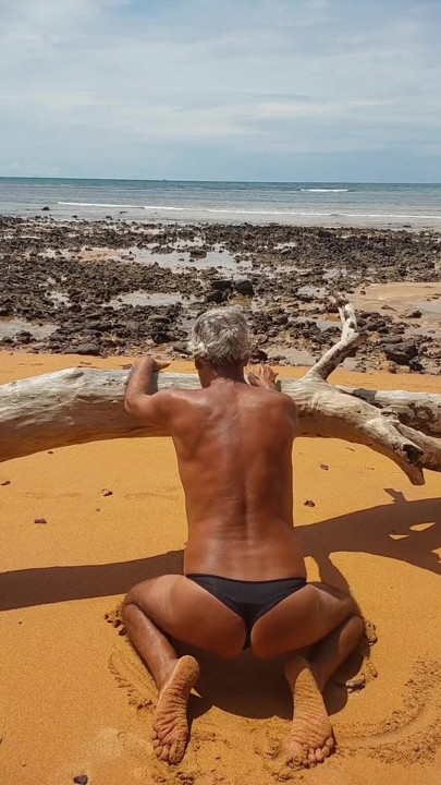 Ladysilva in panties on the beach