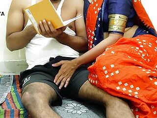 Garoto da escola faz sexo com indiana pela primeira vez