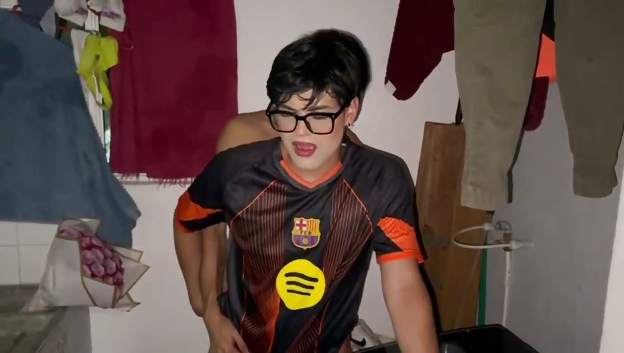 Ken Sissy Femboy Invited His Chillerete Friend to His House and Ended up Him