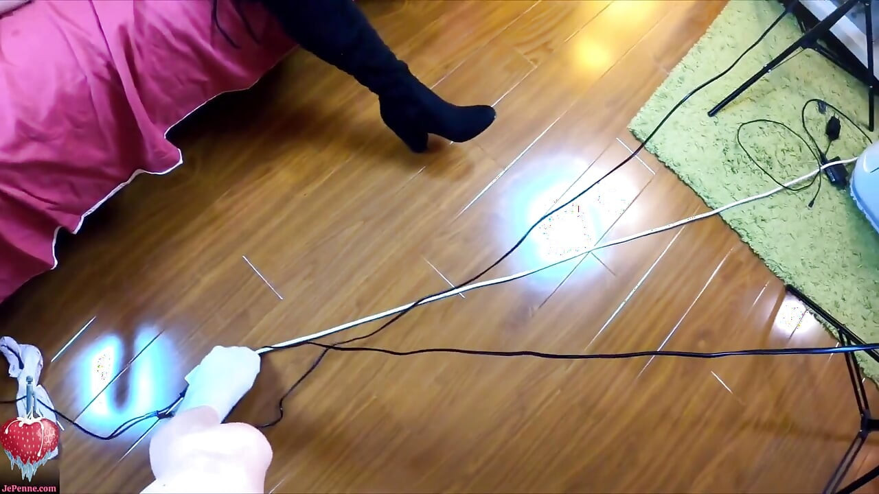 Real homemade amateurs try to film for the first time with bloopers and behind the scenes