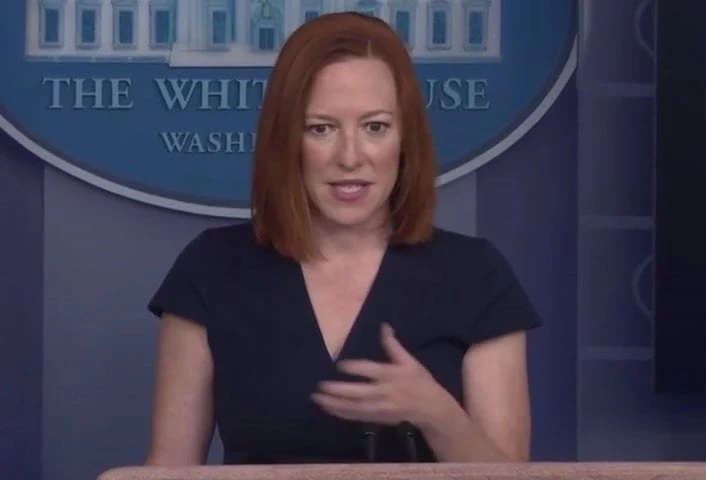 Jen psaki szexi vörös hajú