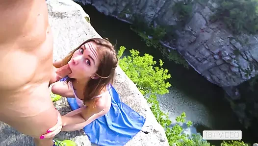 WILD PUBLIC FUCKING ON A HIGH CLIFF IN CANYON. MIA BANDINI