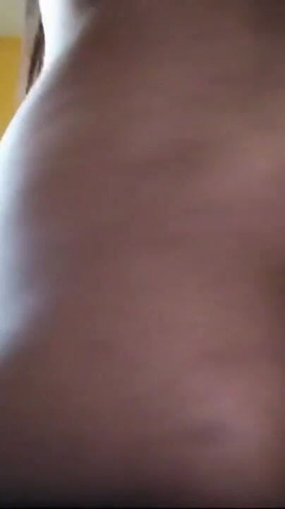 kinesiologist to come and give me sexual massages, she accepted very gladly because she received milk as a tip | Clip 1