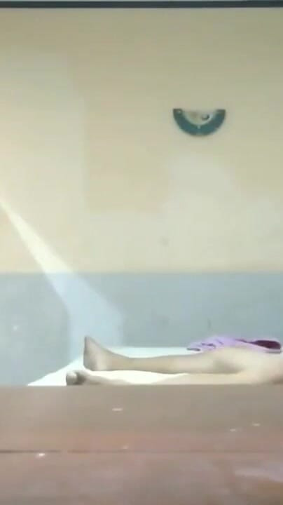 Quick fuck with Indonesian girlfriend at hotel | Clip 1