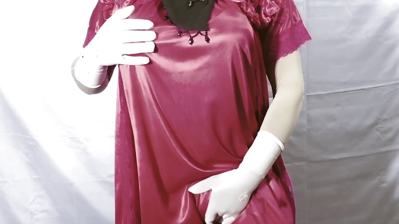 Indian hijabi Muslim Nadiya Bhabhi