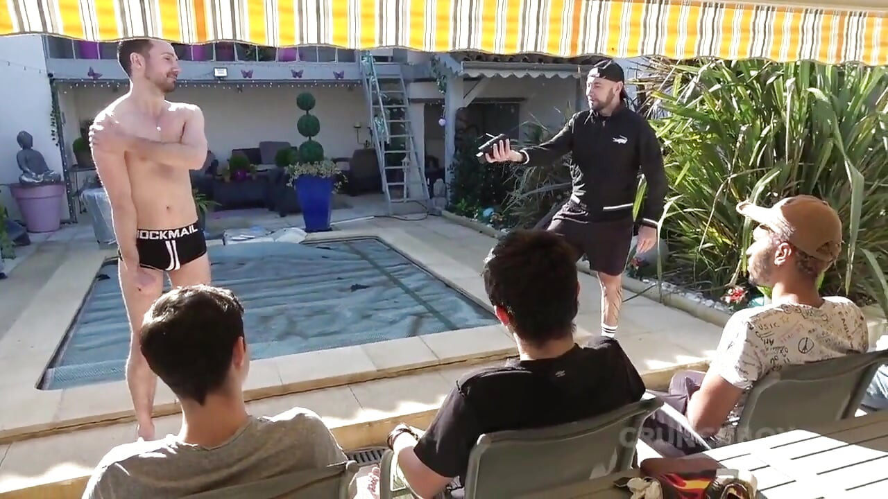 Porno-cam jimy wird roh von fred gefickt