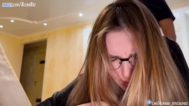 The stepson took advantage of the situation and filled his stepmother's pussy with thick sperm